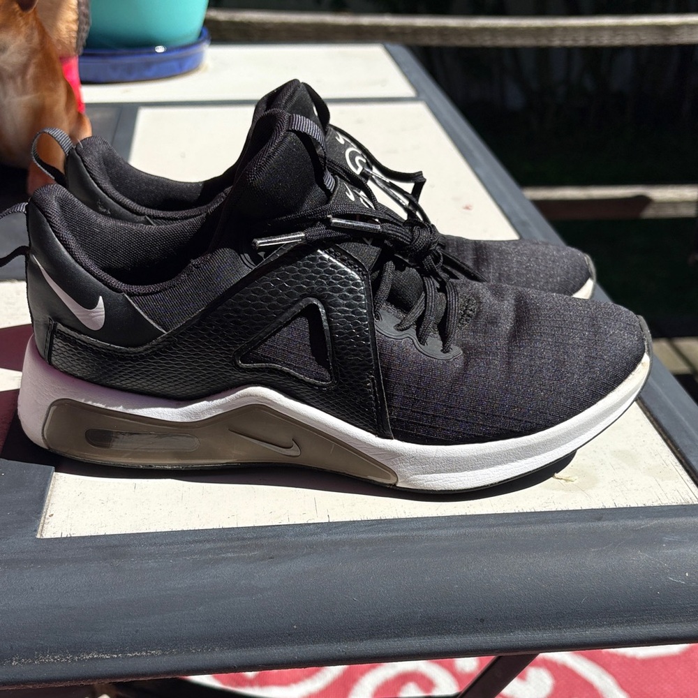 Nike Air Max Bella TR5 Training Sneaker